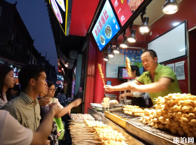 济南夜市在哪里及泉城广场早市开放时间