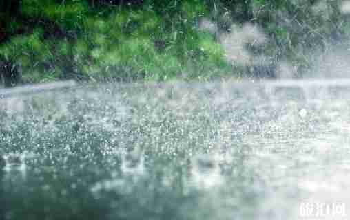下雨天可以去漂流吗 下雨漂流要注意什么 下雨天可以去漂流吗 下雨漂流要注意什么