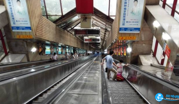 重庆市内自由行攻略 2018重庆旅游交通+住宿+美食+景点 重庆市内自由行攻略 2018重庆旅游交通+住宿+美食+景点