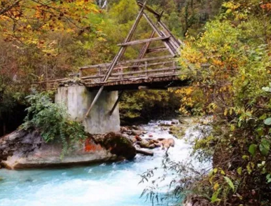 宝兴东拉山大峡谷旅游攻略 宝兴东拉山大峡谷旅游攻略