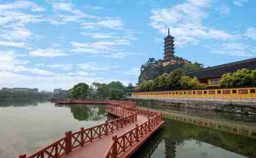 中国比较出名的寺庙有哪些+寺庙介绍