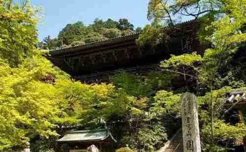 日本哪里的寺庙可以住宿
