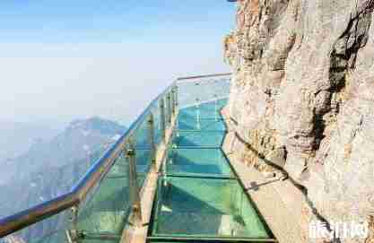 青海哪里有玻璃栈道