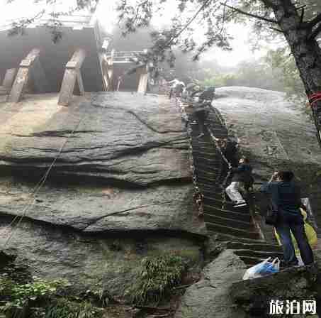 徒步爬华山的最佳线路 徒步爬华山的最佳线路