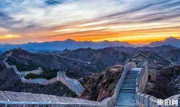 北京地铁拥挤图片 十一北京最拥挤的景点有哪些