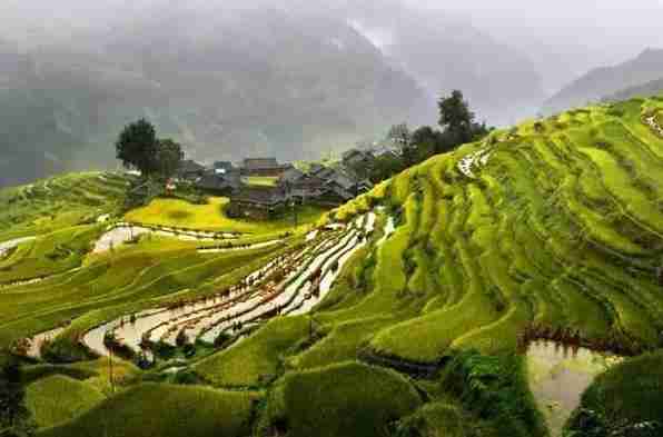 最适合秋季旅游的地方 最适合秋季旅游的地方