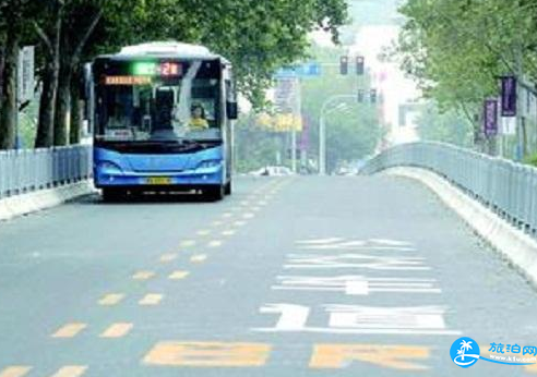2018成都公交专用车道限行规定 2018成都公交专用车道限行规定