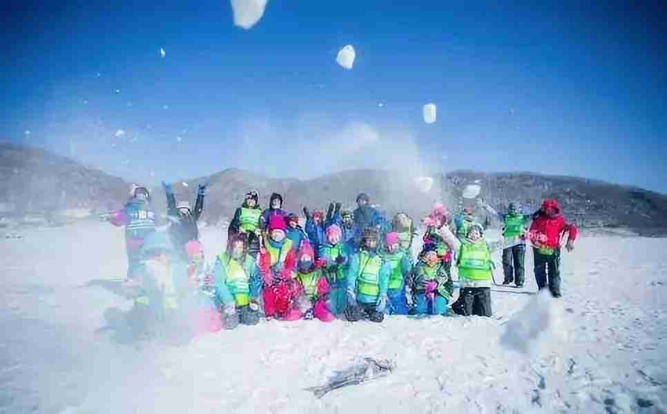 2019重庆冷水国际滑雪场游玩攻略（时间、门票、交通）