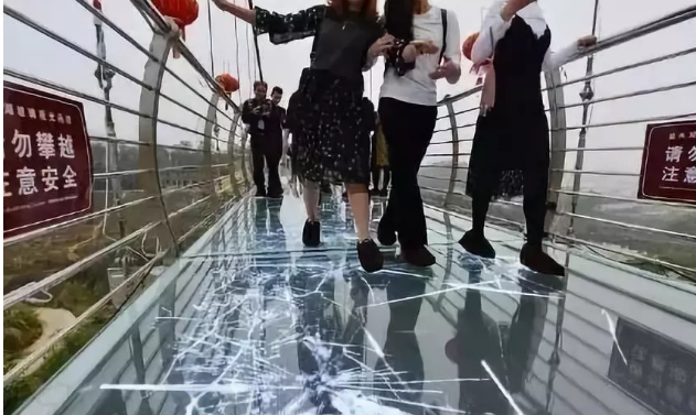 济南玻璃桥在哪个位置？附详细游玩攻略