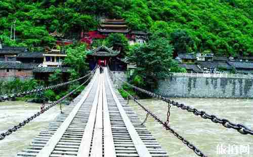 四川8天旅游攻略花费四千推荐