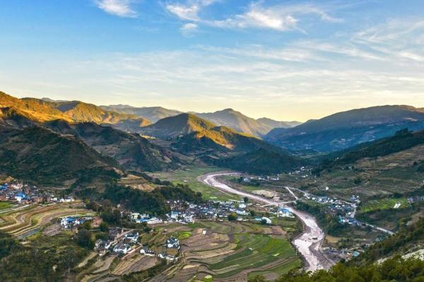 滇西旅游景点攻略