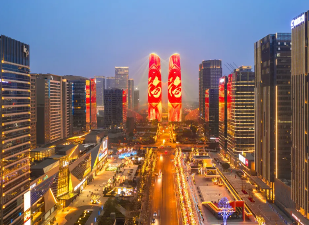 2021年成都双子塔灯光秀几点开始-亮点介绍 2021年成都双子塔灯光秀几点开始-亮点介绍