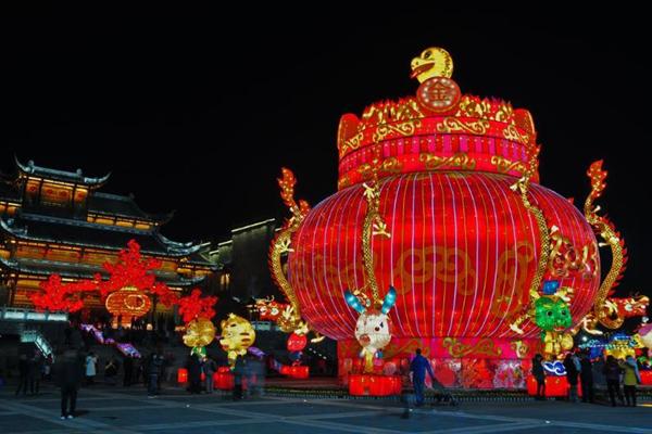 2021春节重庆灯会有哪些-时间门票及交通指南 2021春节重庆灯会有哪些-时间门票及交通指南