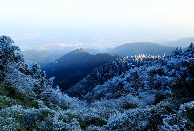 衡山雾凇什么时候出现 衡山下雪缆车停运吗 衡山雾凇什么时候出现 衡山下雪缆车停运吗
