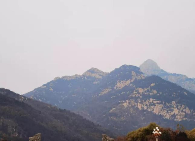 泰山山顶矿泉水多少钱一瓶 泰山山顶矿泉水多少钱一瓶