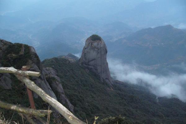 柳州元宝山徒步登山路线有哪些 柳州元宝山徒步登山路线有哪些