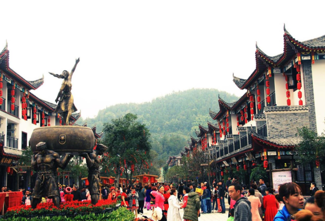 恩施必玩的三个景点 恩施必玩的三个景点