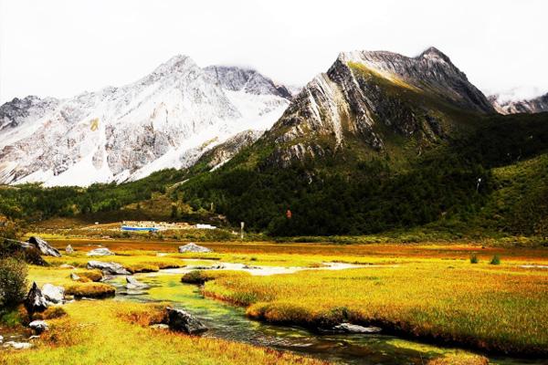 稻城亚丁住哪里比较好-旅游注意事项 稻城亚丁住哪里比较好-旅游注意事项