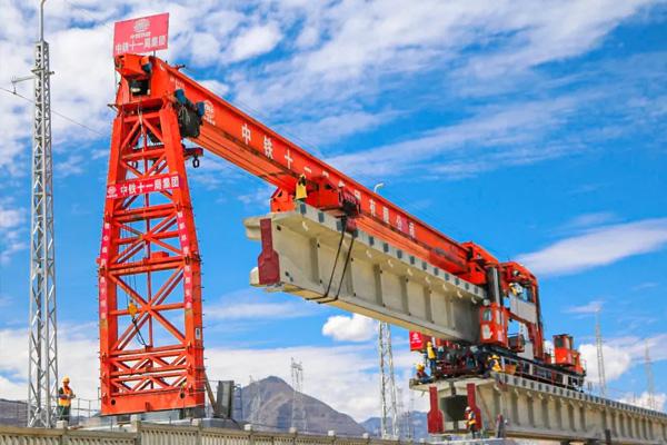 2021拉林铁路什么时候通车 拉林铁路周边景区推荐 2021拉林铁路什么时候通车 拉林铁路周边景区推荐