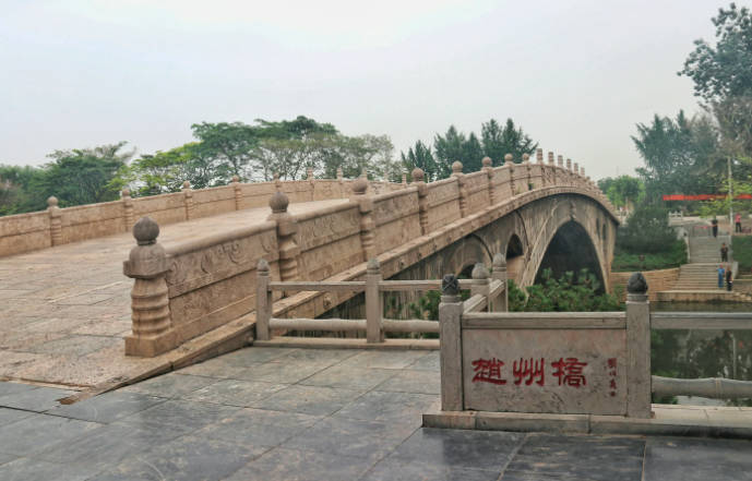 赵州桥位于哪个省份，河北省赵县（河北旅游必去之地）
