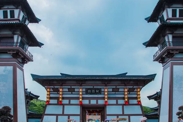 唐代阙楼最高等级，三出阙（唐代阙楼的等级划分）