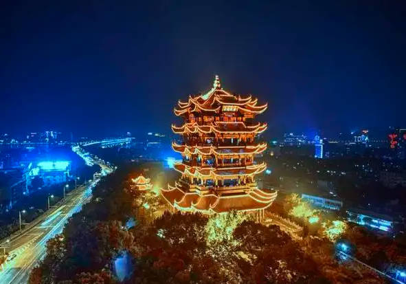 江南三大名楼，滕王阁、黄鹤楼、岳阳楼（江南三大名楼有关诗句）