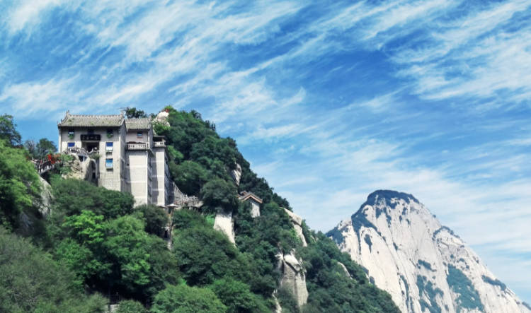 华山