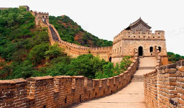 国内十大旅游景点排名，排名前十的旅游网红打卡地