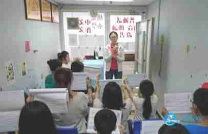 大陆内地人去香港工作要办哪些手续和证件 大陆内地人去香港工作要办哪些手续和证件