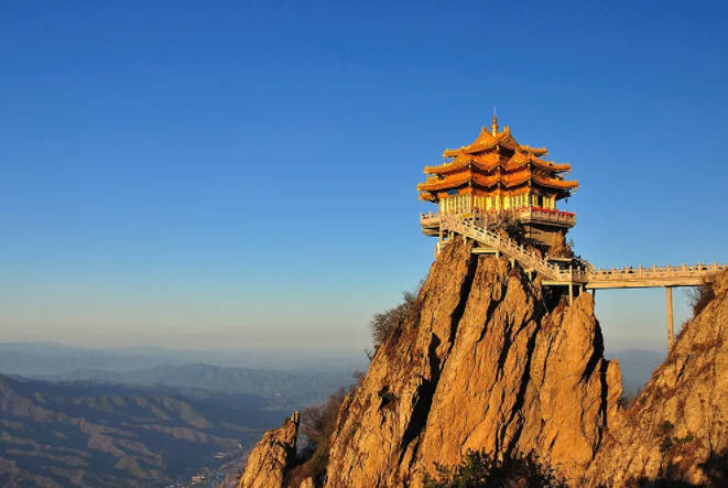 老君山风景区旅游攻略，游览路线及住宿推荐