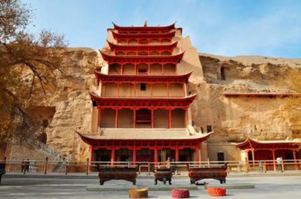 中国古代三大石窟，名称是莫高窟、云冈石窟、龙门石窟（附开凿时间）