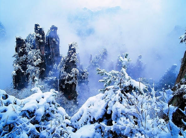 张家界几月份去玩是最佳时间，4月-10月为旺季，春、夏、秋、冬景区韵味不同