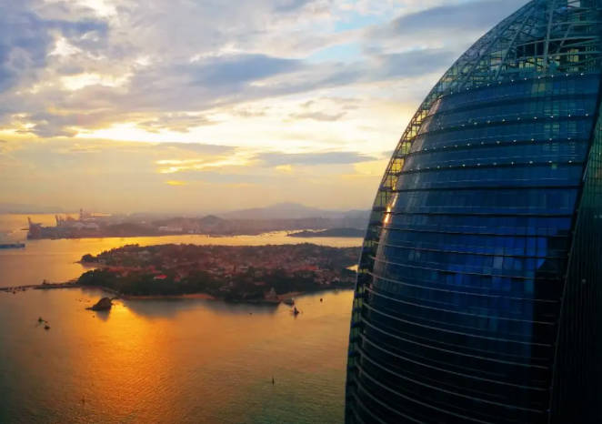 厦门旅游必去十大景点，厦门自由行最佳景点推荐（南普陀寺和鼓浪屿首选）