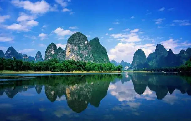 桂林旅游攻略必去景点，十大好玩的地方推荐（网红打卡）