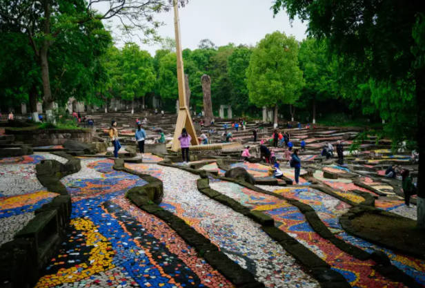 重庆旅游必去景点，重庆十大景点排名推荐（洪崖洞必去）