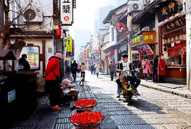 长沙旅游攻略景点必去，长沙必打卡的十大景点