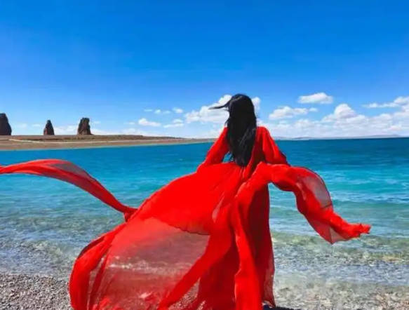 七八月份亲子游适合去哪旅游，带孩子避暑遛娃推荐