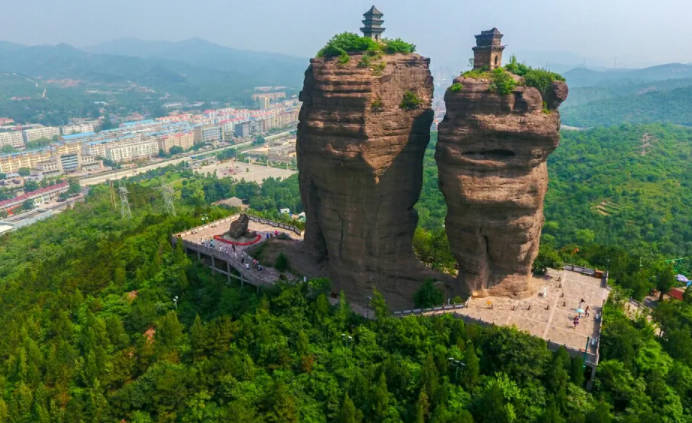 承德旅游攻略必玩的景点，承德十大景点排名（避暑山庄和棒槌山上榜）