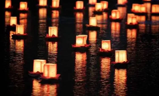 中元节是什么节日，四大鬼节之一（祭祀烧纸）