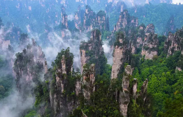 湖南旅游十大必去景区，打卡必玩景点排名（张家界上榜）