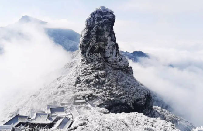梵净山最佳旅游时间，6月-11月份最好（春夏秋冬都有美景）
