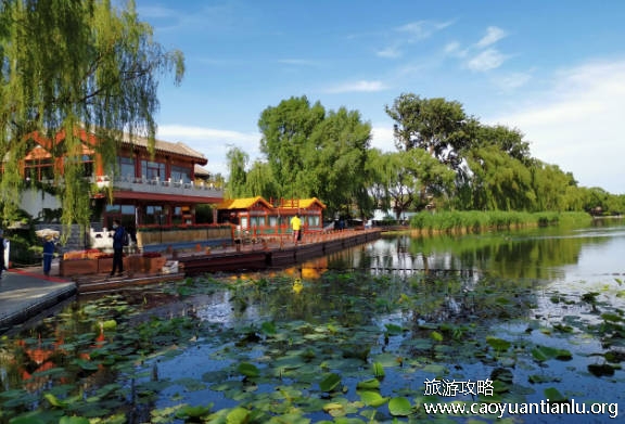 什刹海在北京什么地方，北京城区中轴线的西北部