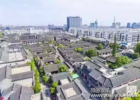 姜堰北大街文化街区又称姜堰古罗塘景区，位于江苏省泰州市姜堰区的北大街东侧。