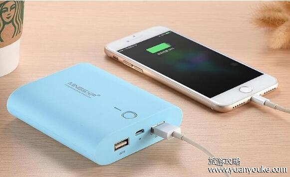 飞机上可以带充电宝吗，可以带(但额定能量不能超过160Wh)