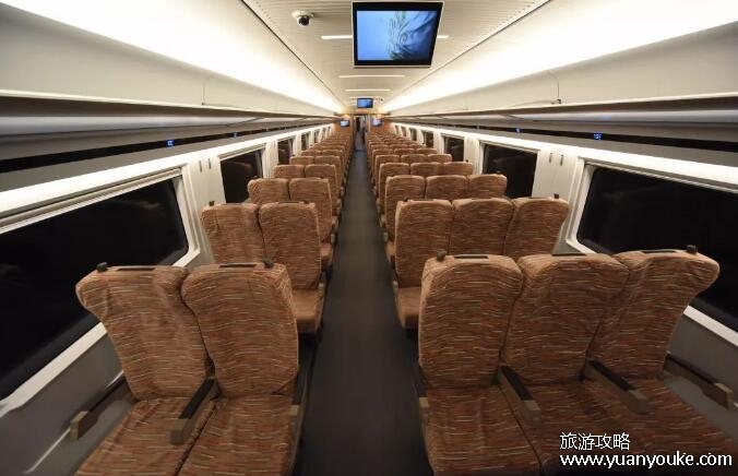 高铁一等座跟二等座有什么区别，5点区别(一等座更舒适也更贵)