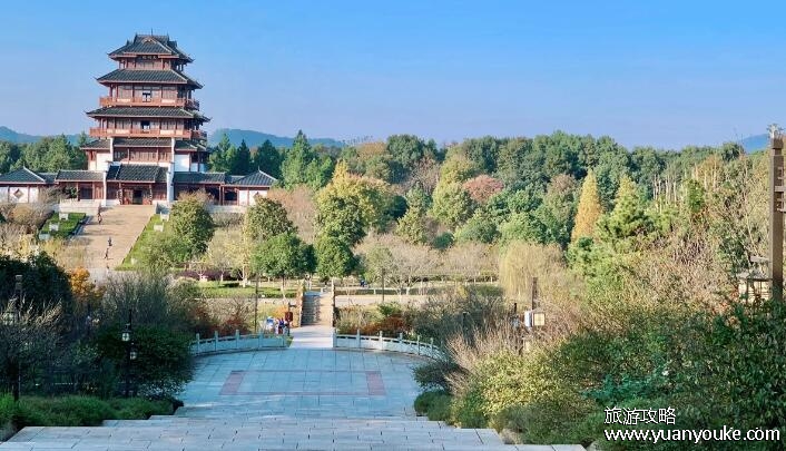 湖南旅游十大必去景区，橘子洲一定要去(张家界自然风景最好)
