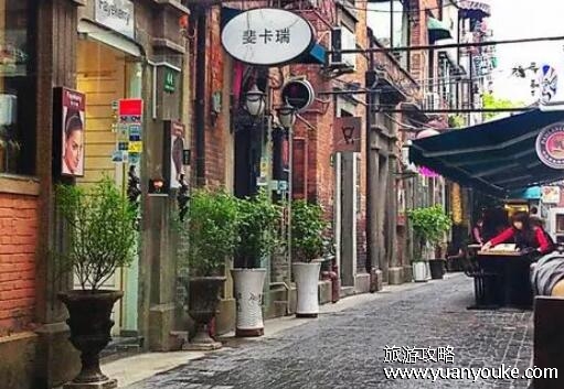 上海旅游必去景点推荐，7大景点不去就亏大了(豫园美不胜收)
