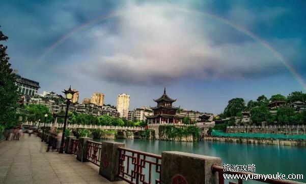 避暑胜地有哪些城市，哈尔滨/昆明/贵阳/呼和浩特(夏季气候凉爽)