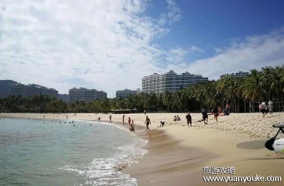 三亚旅游攻略必去景点推荐，亚龙湾是最美海湾(天涯海角)