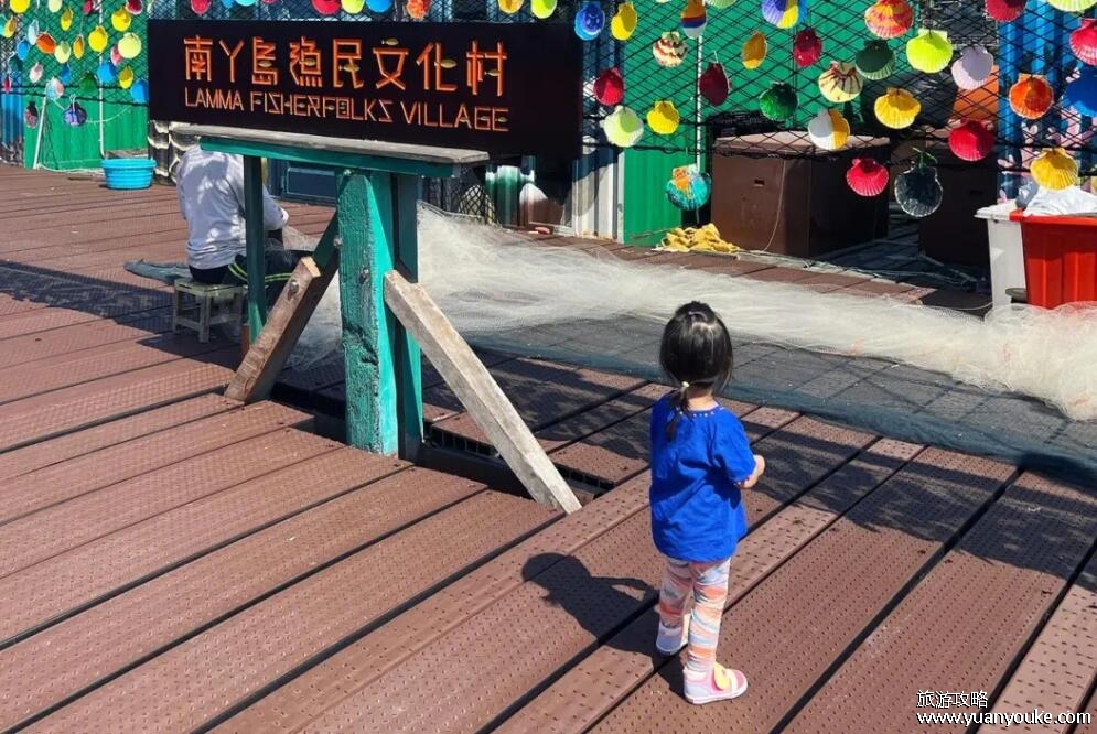 涠洲岛旅游攻略介绍，4大景点最值得游玩(天主教堂最有名)